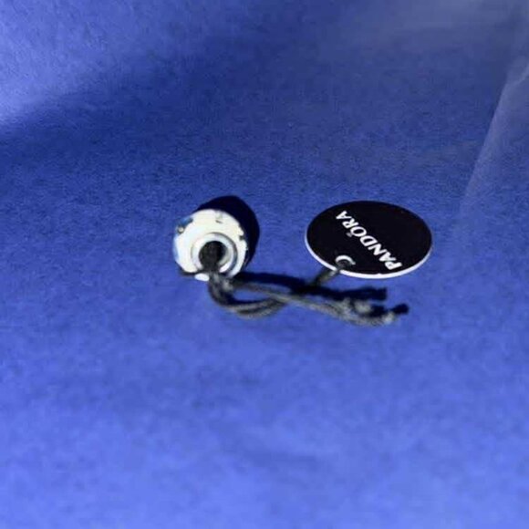 Pandora Disney Charm Lilo & Stitch #796338ENMX NEW W/tag - Picture 5 of 7